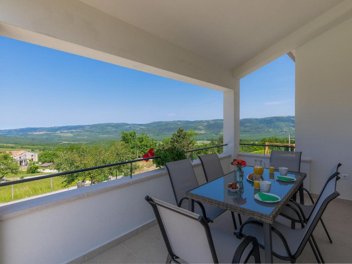 Holiday Home Montebello By Interhome Motovun Buitenkant foto