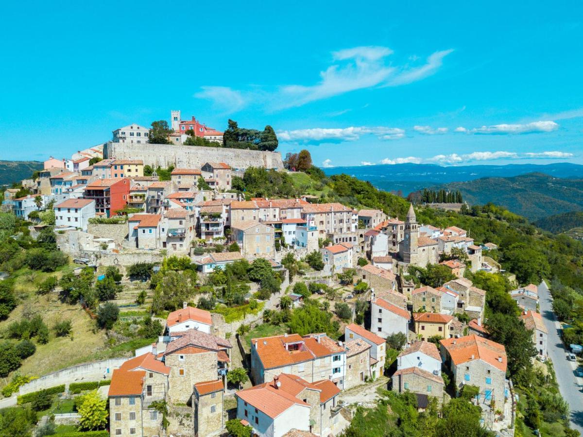 Holiday Home Montebello By Interhome Motovun Buitenkant foto