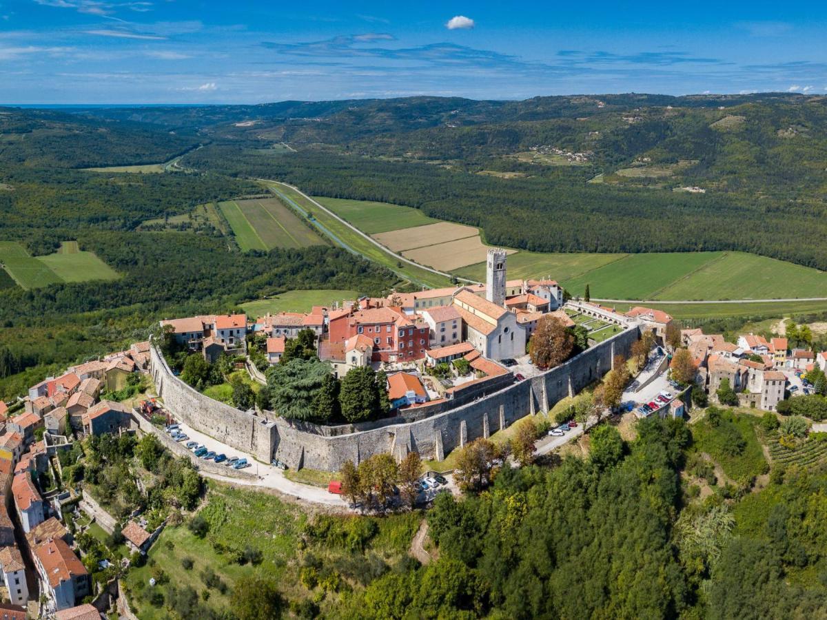 Holiday Home Montebello By Interhome Motovun Buitenkant foto