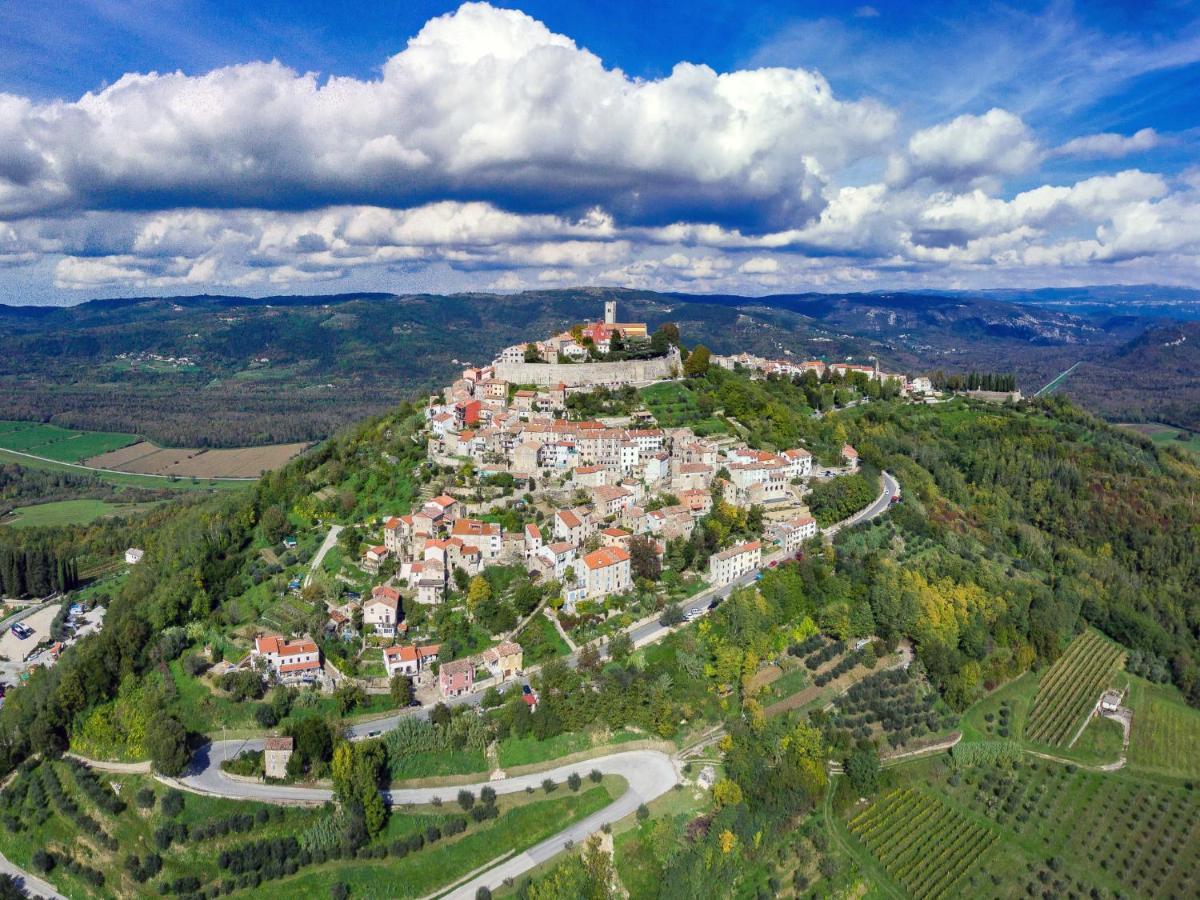 Holiday Home Montebello By Interhome Motovun Buitenkant foto